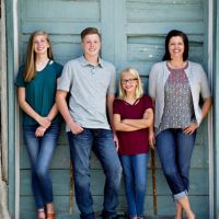 Waverly Iowa Family Portraits for Cedar Falls Waterloo